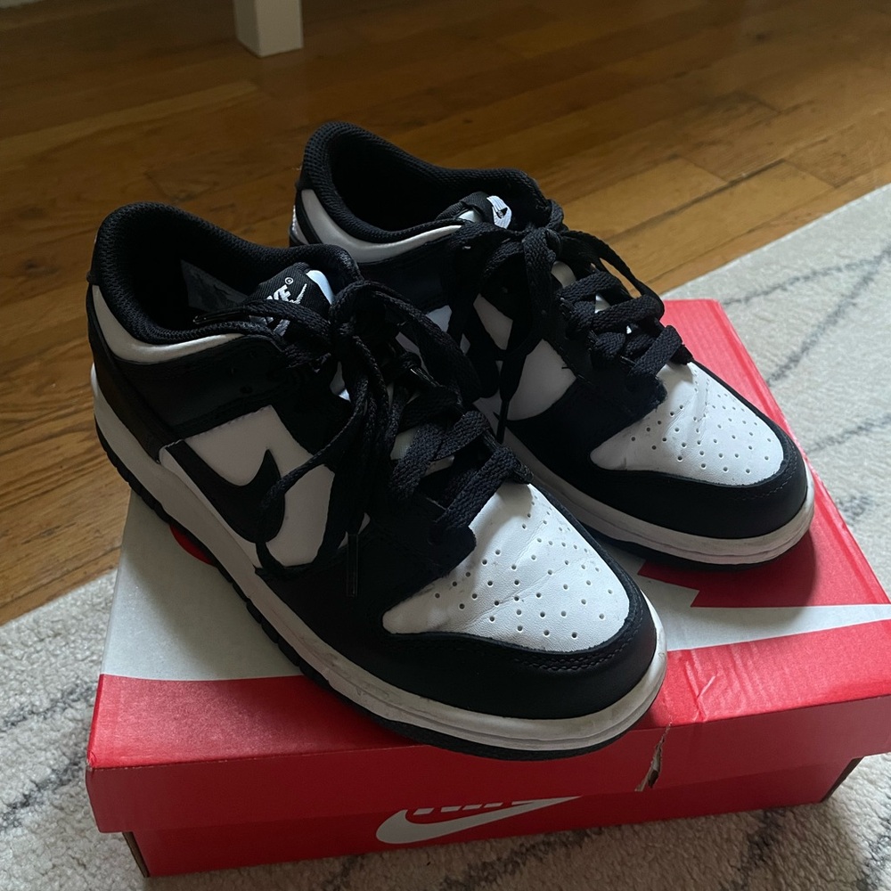 Nike Panda Dunks - Size 6 Women’s